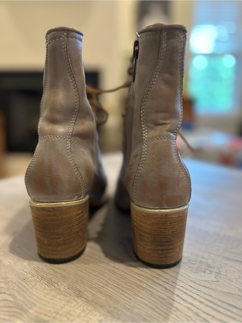 Freebird By Steven Cavalier Leather Lace-Up Ankle Boots Taupe/ Gravel Size 8 - Picture 4 of 7